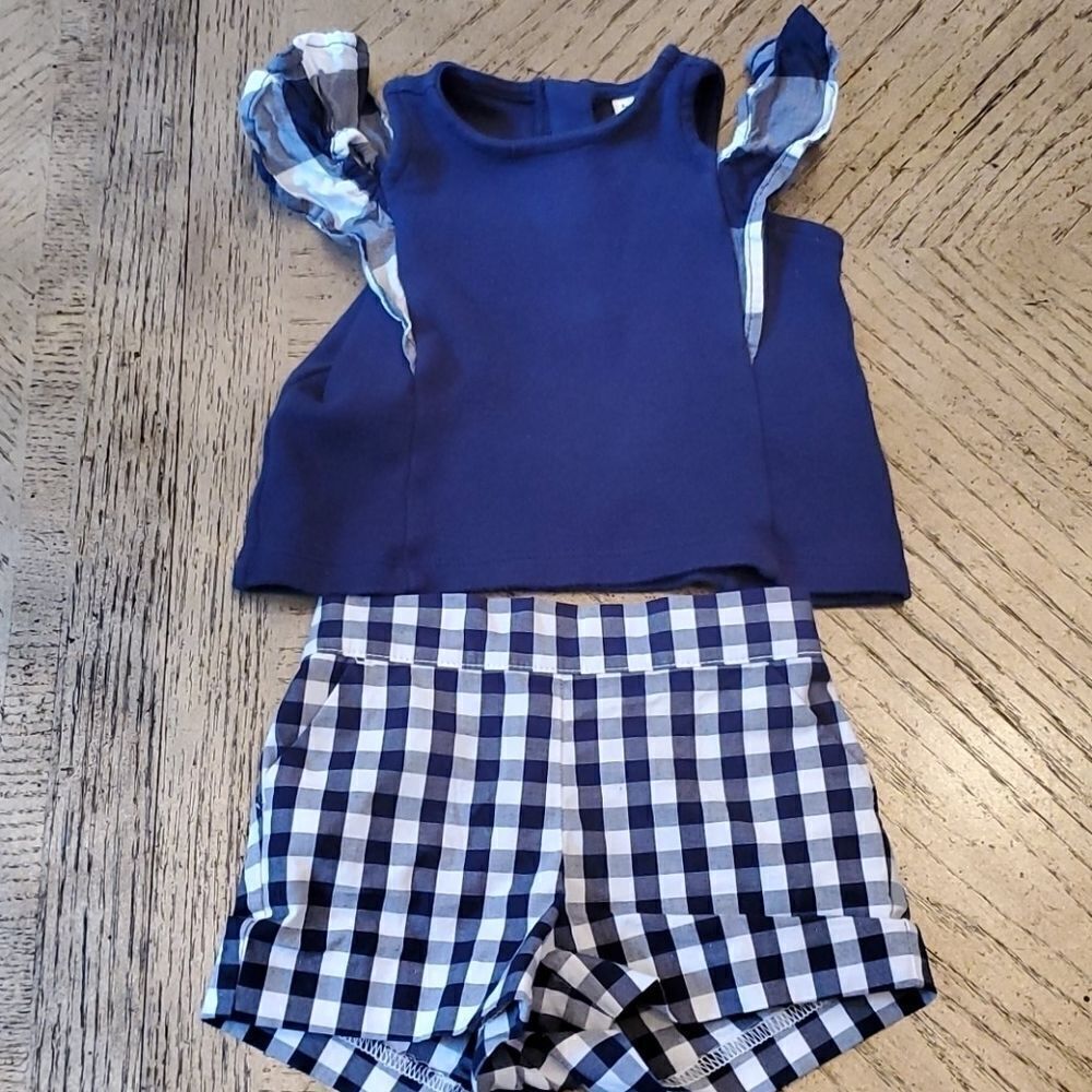 3-6 month girls Janie & Jack shirt and shorts set